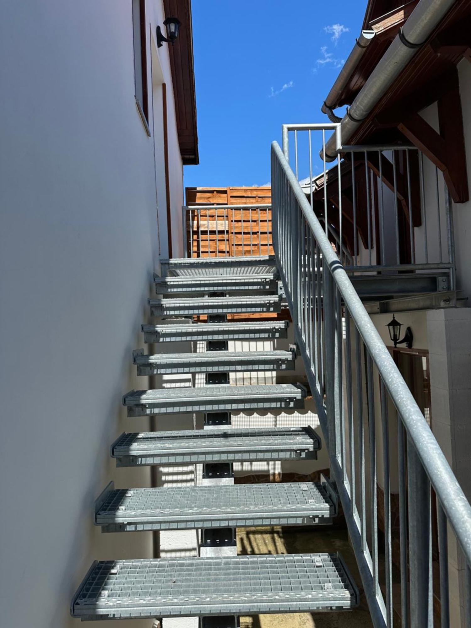Harmony & Wine Eger Apartment Exterior foto