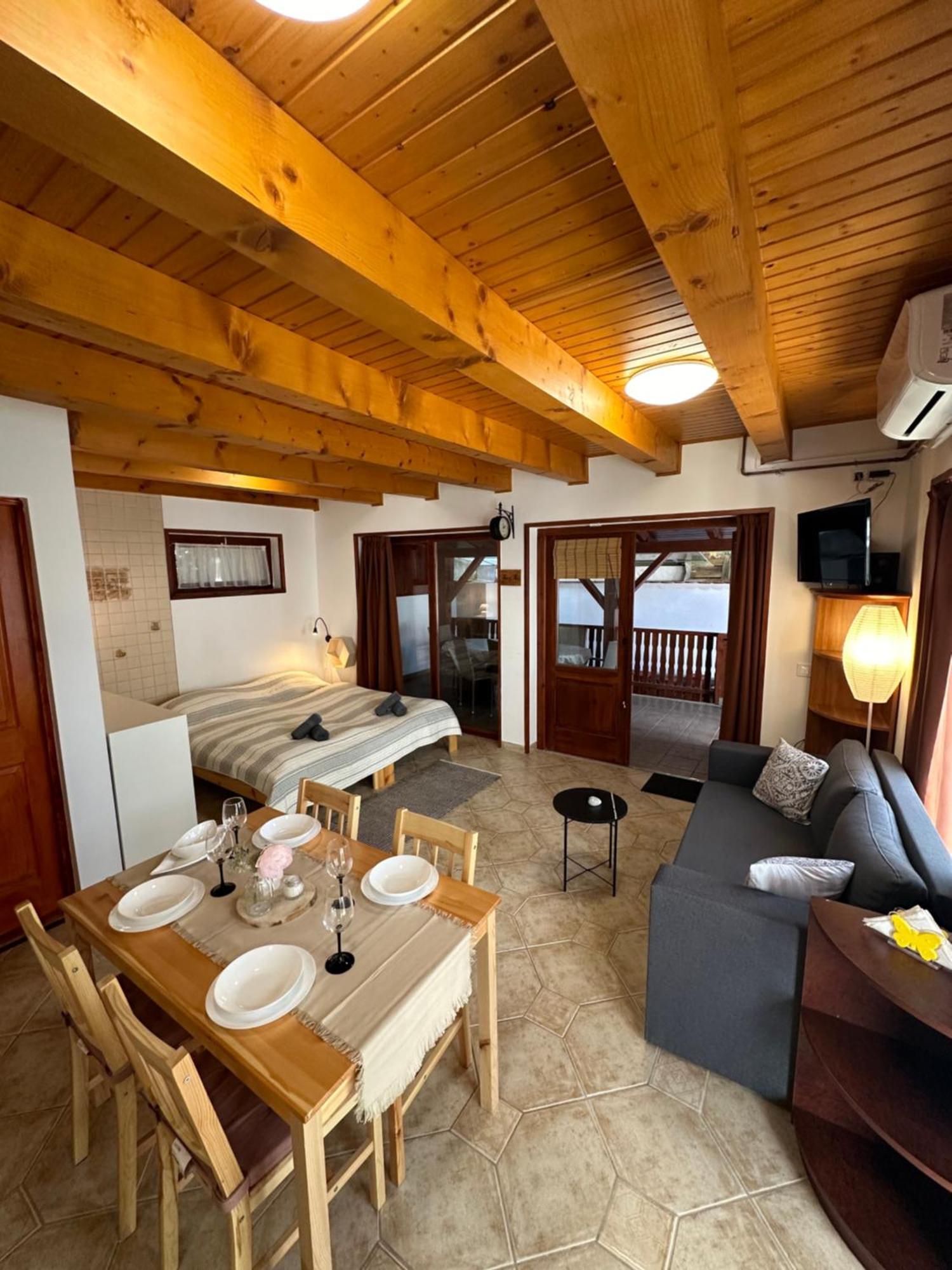 Harmony & Wine Eger Apartment Exterior foto